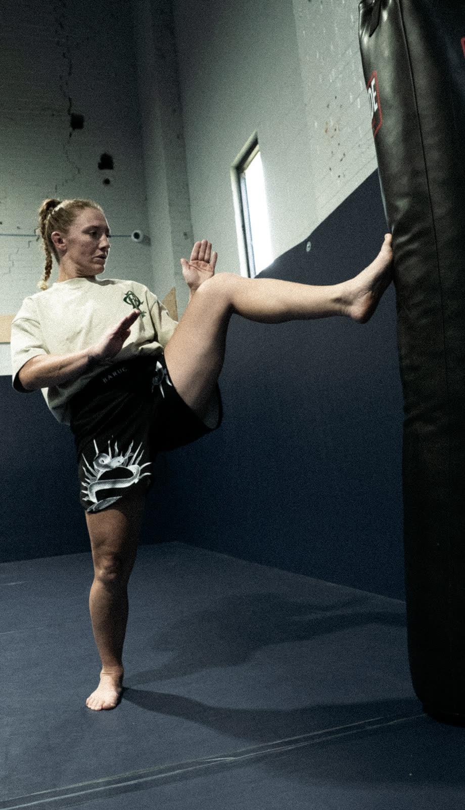 Combat Shorts & Legacy Tee · 05